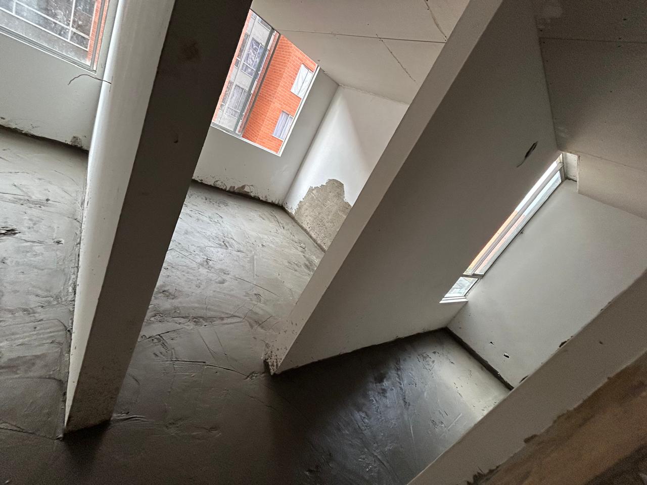 Alistado de piso para instalación de piso SPC
